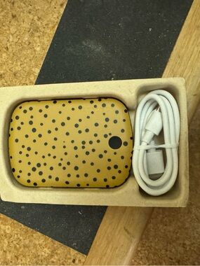 Casely Portable Power Bank in leopard 🐆